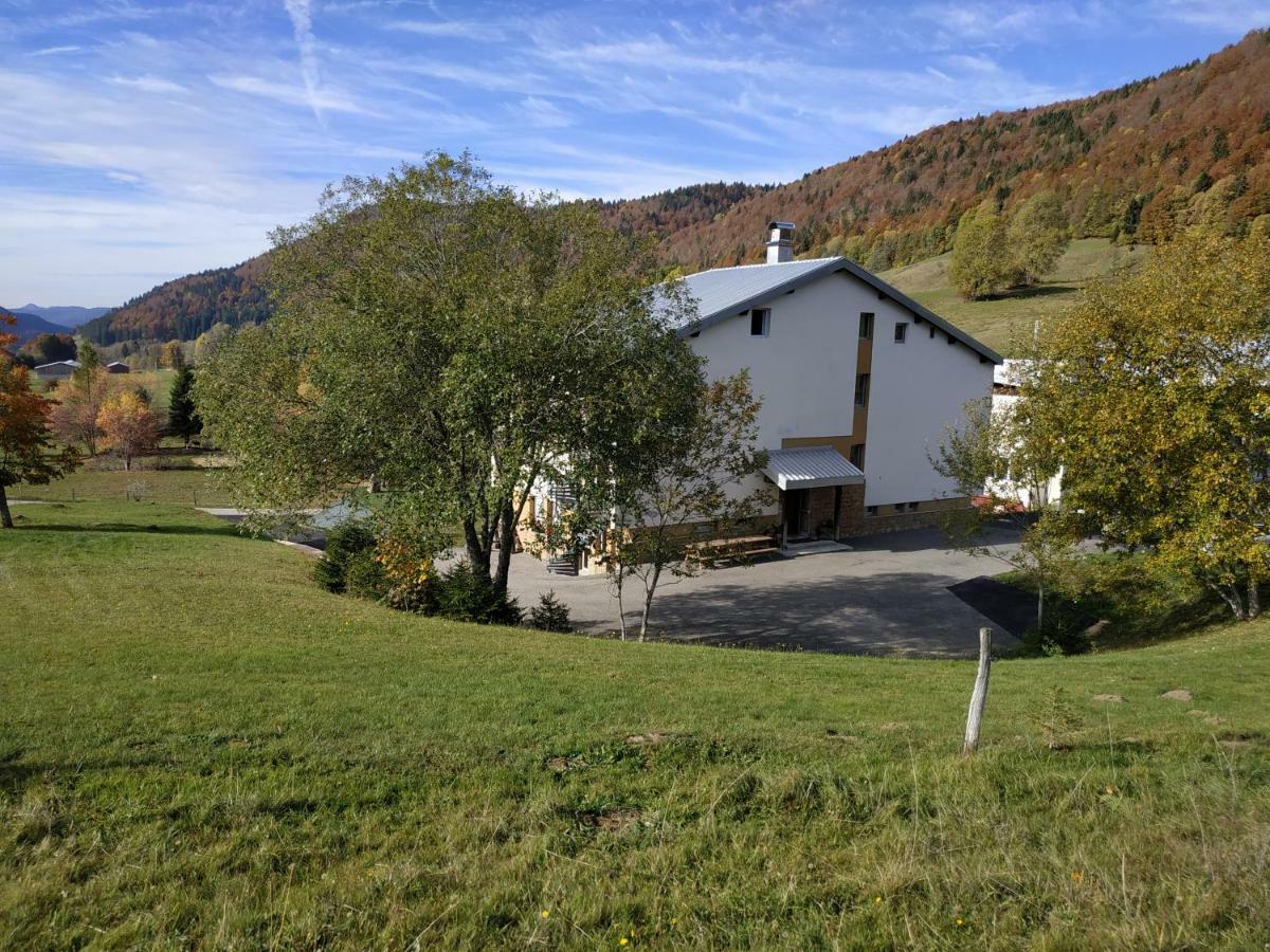 Les Chamois Apartment Lajoux Exterior photo